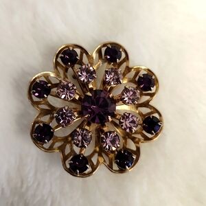 Vintage Crystal Brooch with Purple & Clear Stones Goldtone